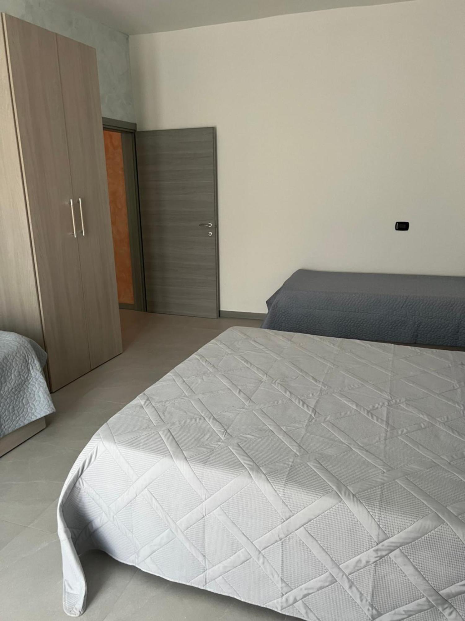 Casa Caselle Appartament Indipende 100Mq 2 Stanze 2 Bagni E Cucina Buitenkant foto